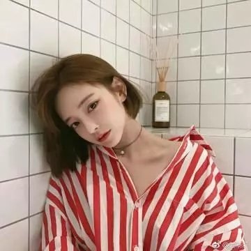 夜晚某处